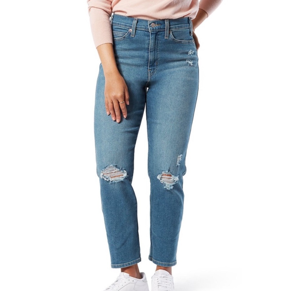 Signature By Levi Strauss Co. Heritage High Rise Straight Jeans